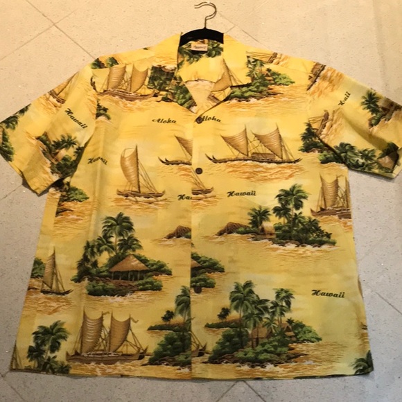 Hawaiian Button Shirt - Picture 2 of 5